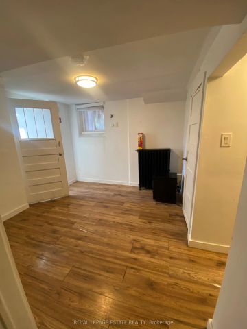 67 Boustead Avenue #Bsmt Apt - Photo 2