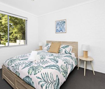 Immaculate large family home - the choice is yours! - Photo 6