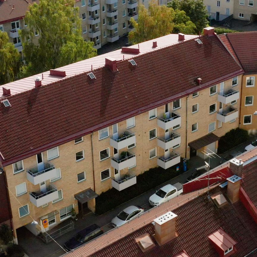 Karlagatan 22B - Photo 1