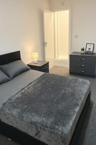 2 bedroom house share to rent - Photo 5