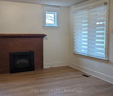 Detached Home For Lease | W9256844 - Photo 6