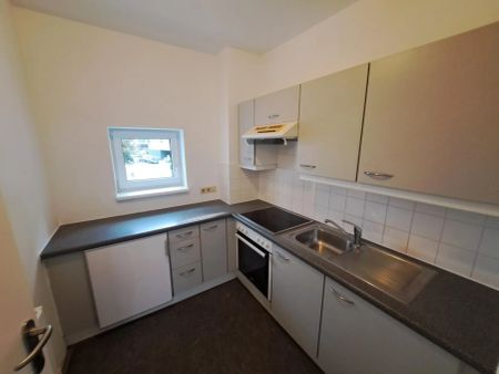 Schöne und zentrale 2-Zimmer Wohnung mit Loggia in der Kaisergasse 12 - 14 , Top 8 - Photo 3