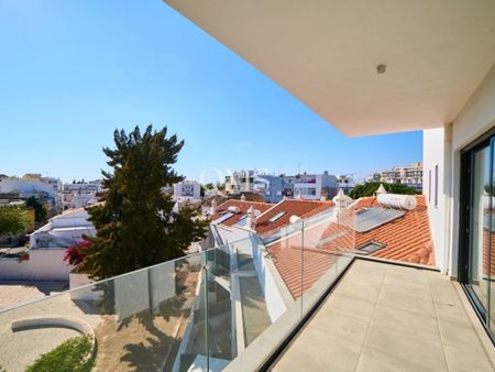 2 room luxury Apartment for rent in Faro, Portugal - Photo 4