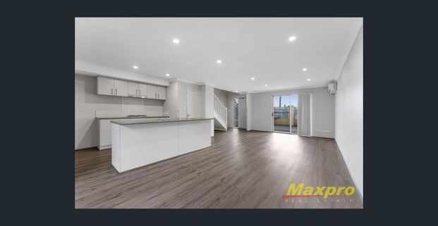 Easy Care Trendy Townhouse - Photo 1