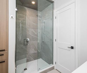 For Lease - 81 St John's Road Unit# Main, Toronto, Ontario - Photo 2