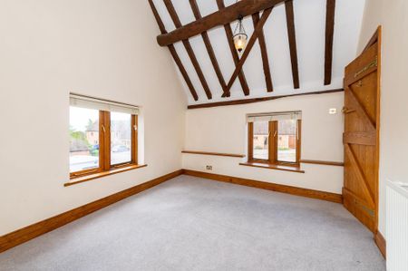 3 bedroom barn conversion to rent - Photo 5