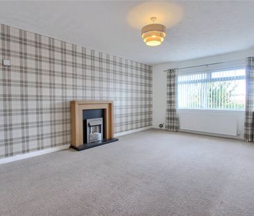 3 bed semi-detached bungalow to rent in Trunk Road, Redcar, TS10 - Photo 1