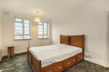 South Ealing Road - Photo 3