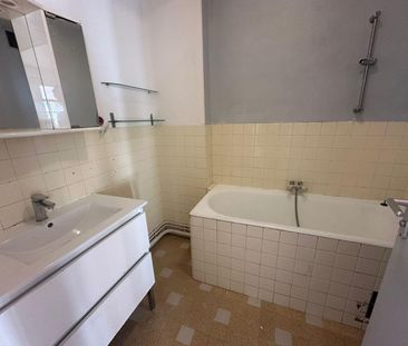 Location Appartement 3 pièces 61m² MARSEILLE 10ème - Photo 5