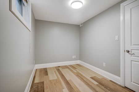 For Lease - 250 Nairn Avenue Unit# Lower, Toronto, Ontario - Photo 3