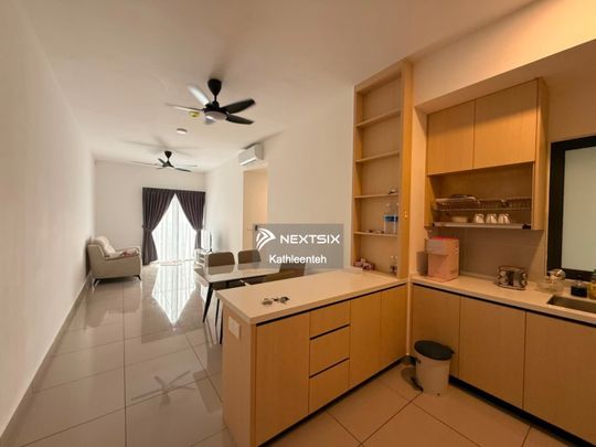 M Oscar Residence - Photo 1