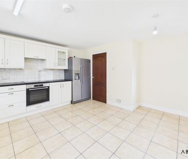 Vicarage Drive, Stramshall, Uttoxeter ST14 5DL - Photo 5