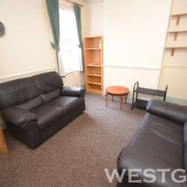 4 Bed - Radstock Road, Reading - Photo 1