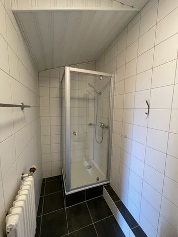 2.5 attic rooms - Photo 2