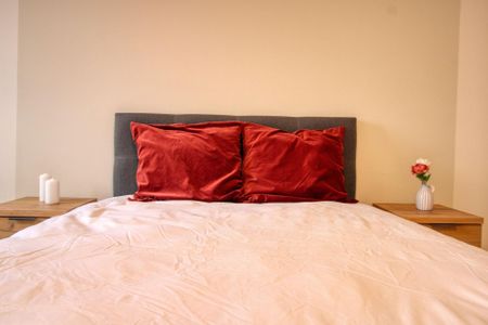 A Modern Coliving Apartment at Avenue de France in Lausanne - Photo 3