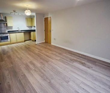 2 bedroom apartment to rent - Photo 2