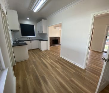 Charming 3-Bedroom Home for Rent! - Photo 2