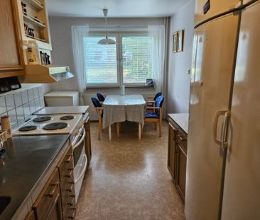 Idholmsvägen, Skärholmen - Photo 1