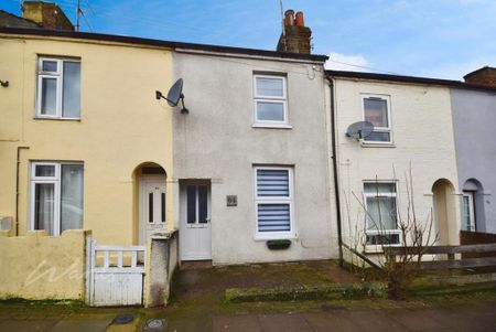 2 bedroom terraced house to rent - Photo 2