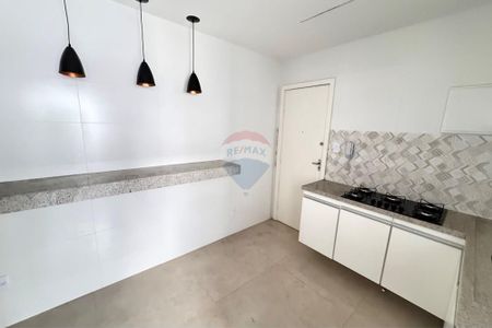 Apartamento 3 quartos sendo 1 suite, sala, cozinha com armários e lavanderia, uma vaga de garagem - Photo 3