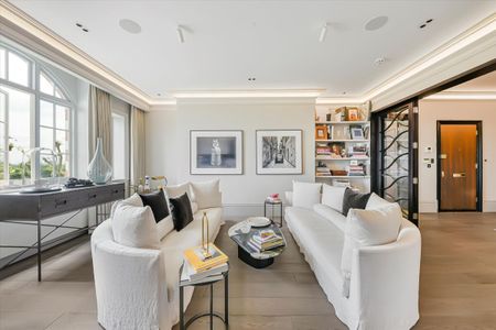 An exceptional apartment finished to an extremely high standard. - Photo 3