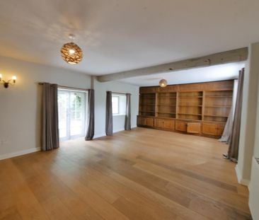 5 bedroom detached house to rent - Photo 2