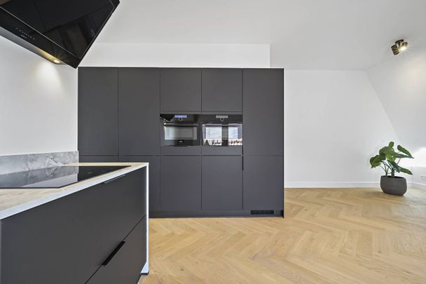 Appartement te huur: Piet Heinplein 3-C 2518 CA Den Haag - Photo 1