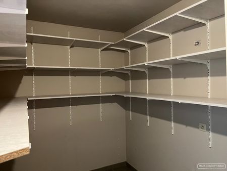 Appartement te huur dicht bij centrum Waregem met ondergrondse parkeerplaats - Photo 2