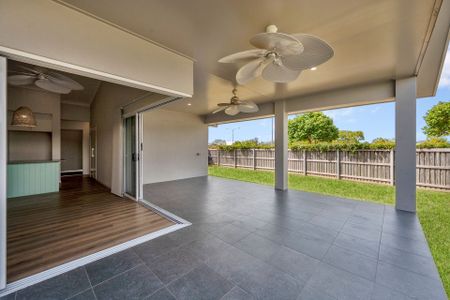 Stylish Four Bedroom Home with Theatre Room - Photo 2