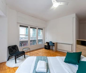 Calle de la Victoria, Madrid, Community of Madrid 28012 - Photo 5