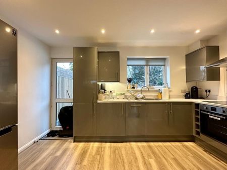 Ganels Road, Billericay - Photo 5