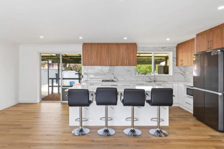 Spacious Family Home In Great Location - Photo 5