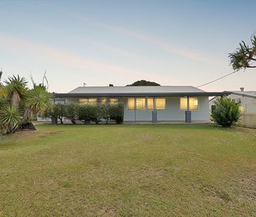 Coastal Charm at Campwin Beach - Photo 5