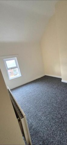 71 Upper Newtownards Road, Belfast, BT4 3HT - Photo 5