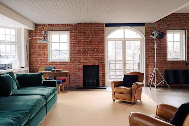 3 bedroom apartment to rent - Photo 1