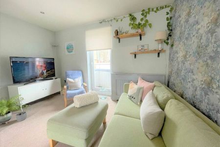Little Western Street - Photo 4