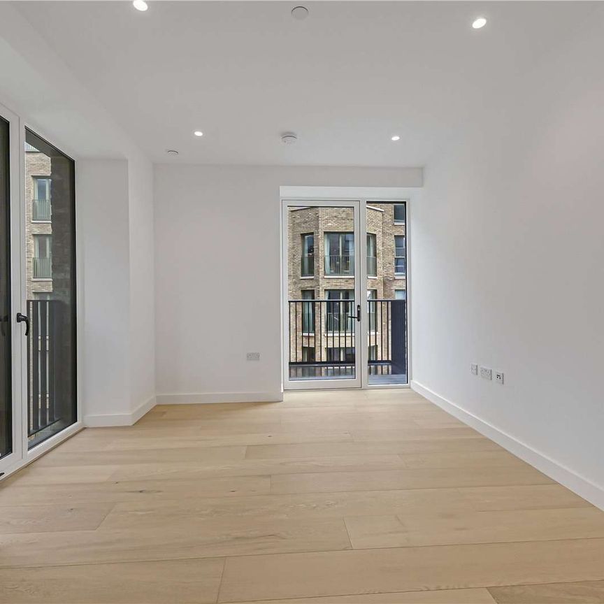 Excellent size 2 bedroom, 2 bathroom apartment in the highly anticipated Brent Cross Town development - Photo 1