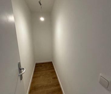 Helle modernisierte 2-Zimmer-Wohnung in guter Lage von Neuperlach - Photo 4