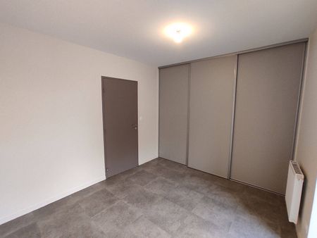 Location appartement 2 pièces 58 m² à Bourg-en-Bresse (01000) - Photo 4