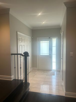 For Lease - 131 Chelsea Crescent, Bradford West Gwillimbury, Ontario - Photo 1