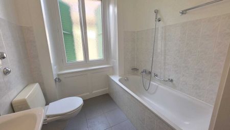 Des logements uniques après rénovation - Elégant de 3,5 pièces - Photo 4