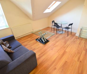 3 bedroom apartment to rent - Photo 1