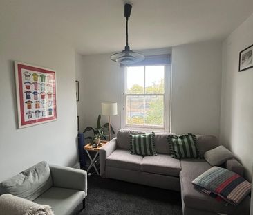 2 Bed Flat, Brixton, SW9 - Photo 6