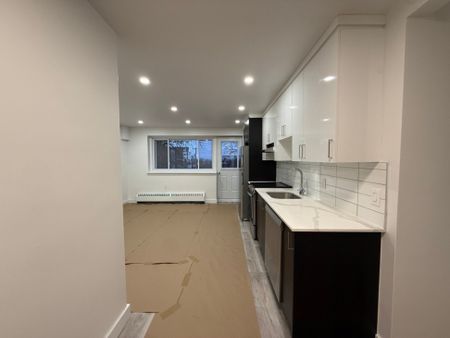 Appartement à louer - Montréal (Côte-des-Neiges/Notre-Dame-de-Grâce) (Côte-des-Neiges) Appartement à louer - Montréal (Côte-des-Neiges/Notre-Dame-de-Grâce) (Côte-des-Neiges) - Photo 3