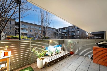 Ground Floor 1-Bedroom Apartment in Prime Belconnen Location - Photo 2