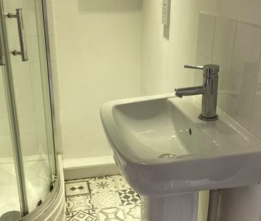 Studio Flat, Brentwood Road, BN1 - Photo 4