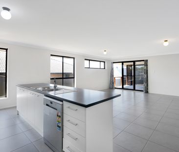 20 Barn Owl Avenue, Wadalba NSW 2259 - House For Rent | Domain - Photo 4