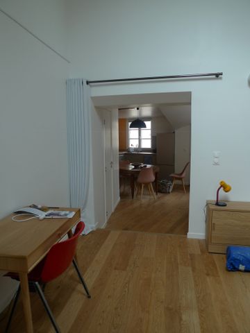 Location Appartement 2 pièces 43m² PARIS 4ème - Photo 3
