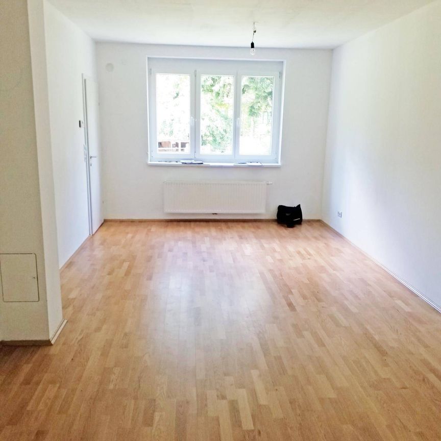 Gemütlich 2-Zimmerwohnung mit Wintergarten und Blick ins Grüne - Photo 1