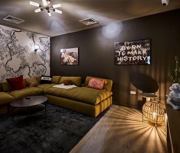 1 bedroom in a flat share to rent - Photo 3